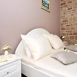 Lilly شقة سبليت