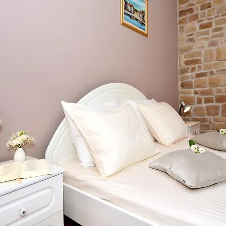 Lilly Apartament Split